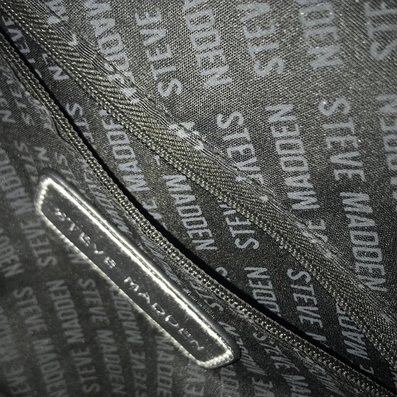 Purse - Picture 3 of 5